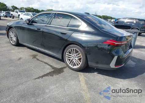 2025 BMW 530I from USA, damaged, VIN WBA43FJ06SCT19752